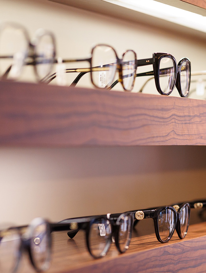 Brillen im Ladengeschäft – Optikhaus Wagner